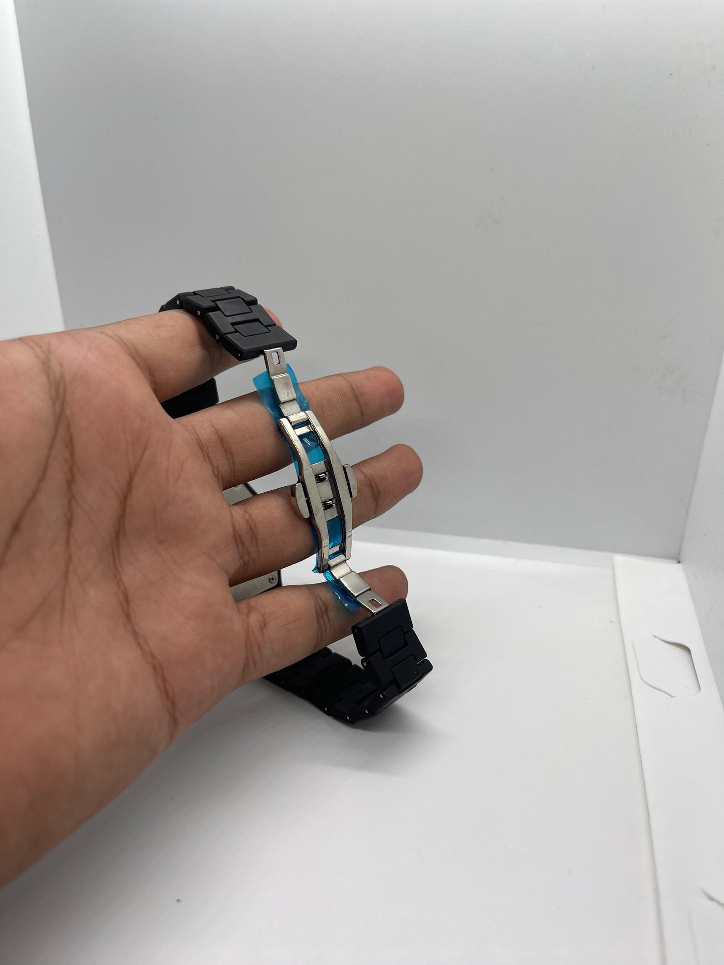 Arabic Aura Watch