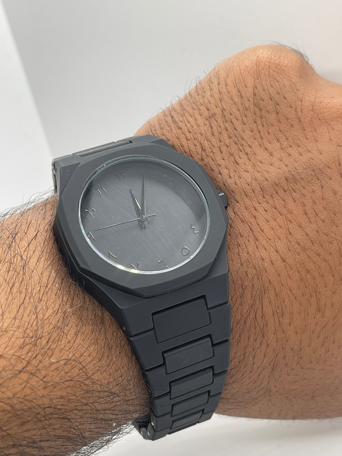 Arabic Aura Watch